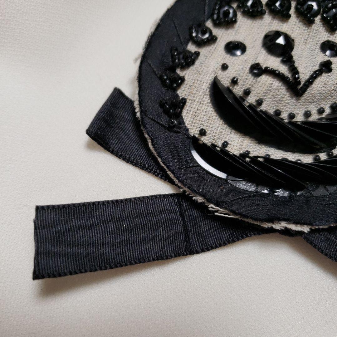 PRADAプラダビジューブローチ