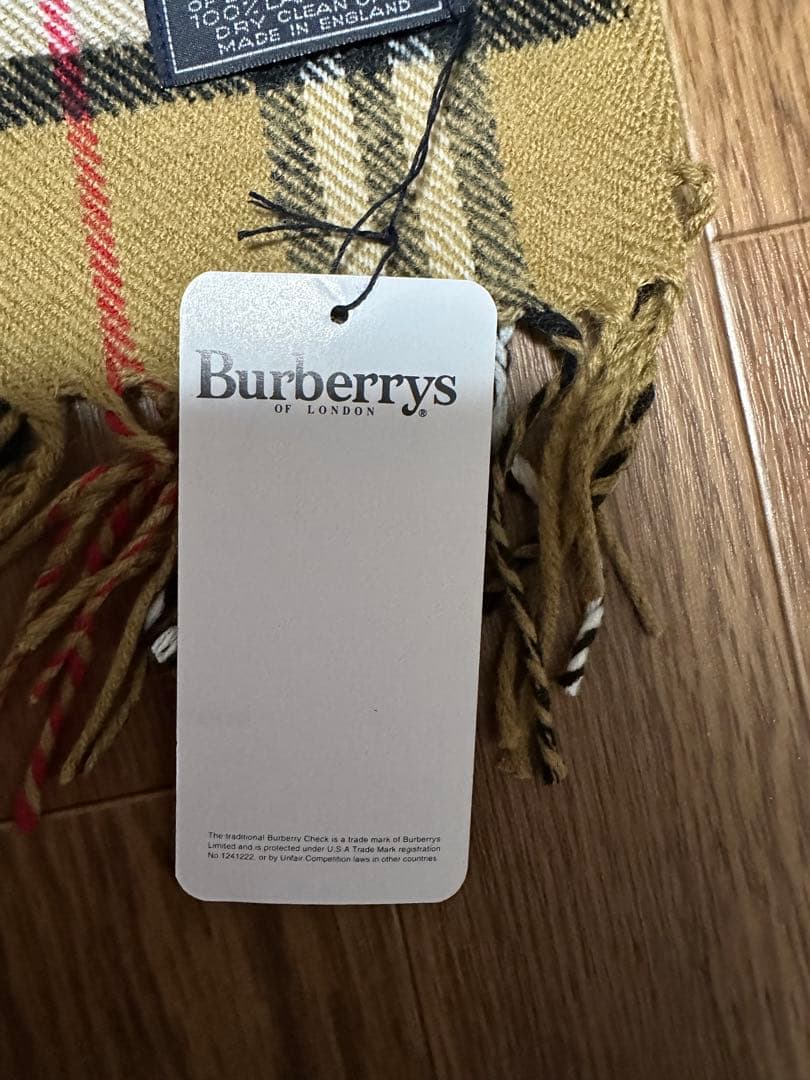 Burberryマフラー　新品　未使用　タグ付き　イングランド製　チェック柄