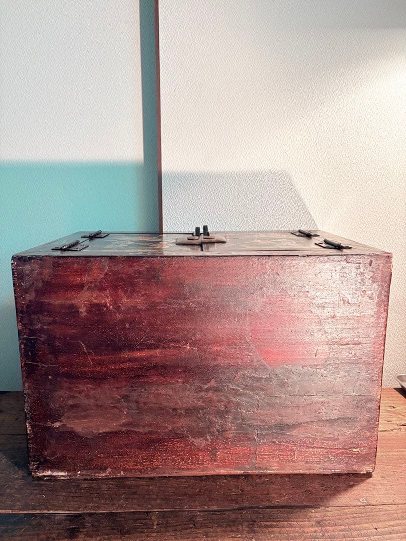 珍品 中国 黒漆塗り箪笥 李朝家具 モリジャン 文甲欌 韓国 キャビネット