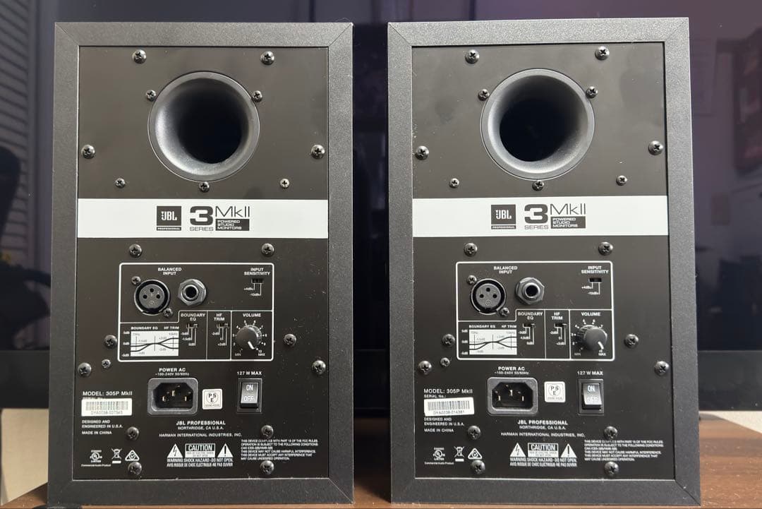 JBL 305P MkII スタジオモニタースピーカー