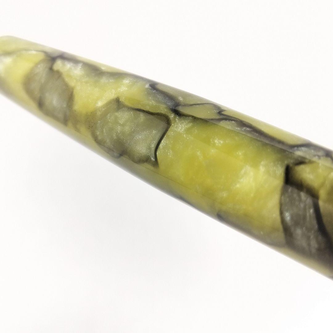 デルタ 万年筆 Fusion82 EF 限定18本 セルロイド 調整済み