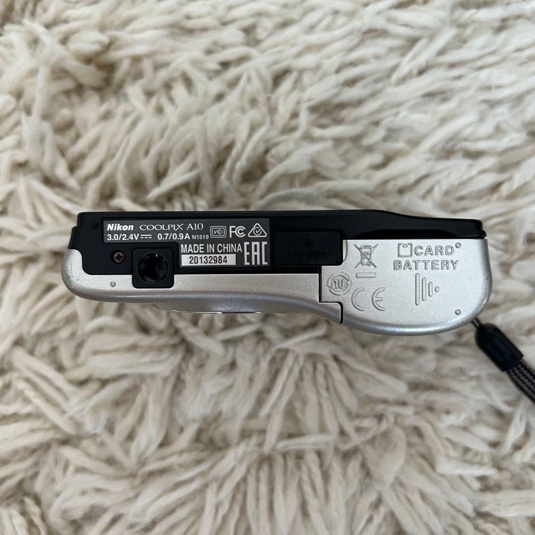 【✨平成レトロ✨】Nikon COOLPIX A10 コンデジ　シルバー