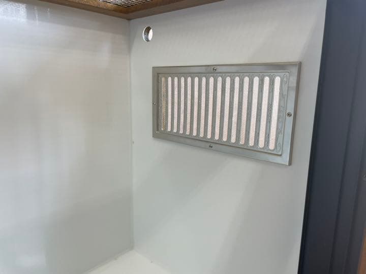 ＦandＫ爬虫類木製ケージ　アルミサッシ仕様　オーダ可