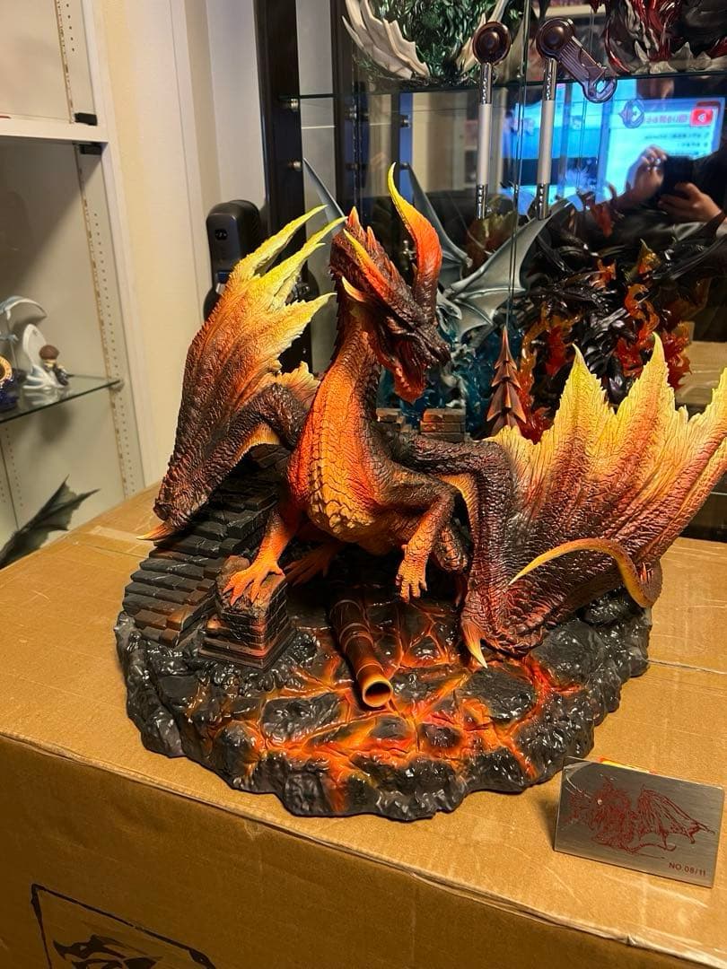 モンスターハンター　紅龍ミラボレアス（ミラバルカン）　スタチュー　世界限定11体