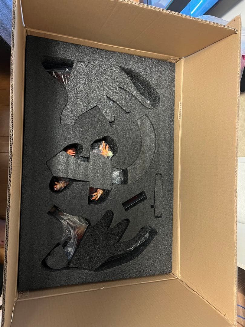 モンスターハンター　紅龍ミラボレアス（ミラバルカン）　スタチュー　世界限定11体