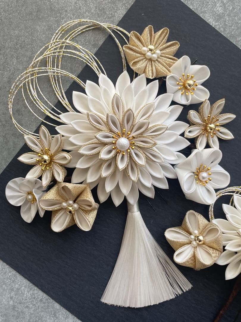 金白髪飾り　振袖髪飾り　成人式髪飾り
