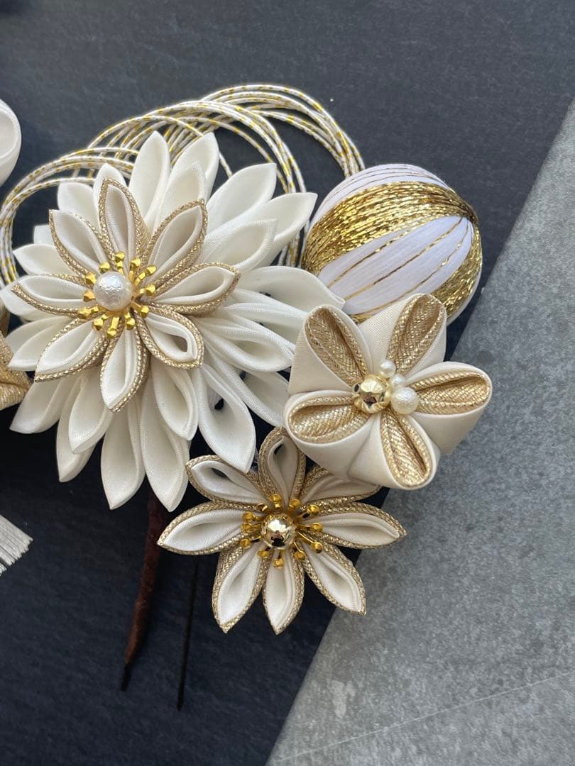 金白髪飾り　振袖髪飾り　成人式髪飾り