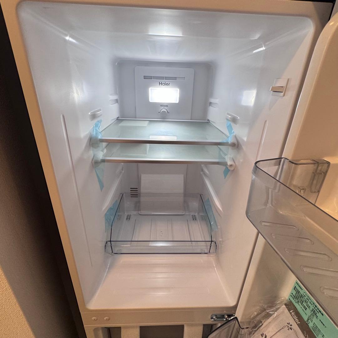 【新品未使用】ハイアール　冷凍冷蔵庫　黒
