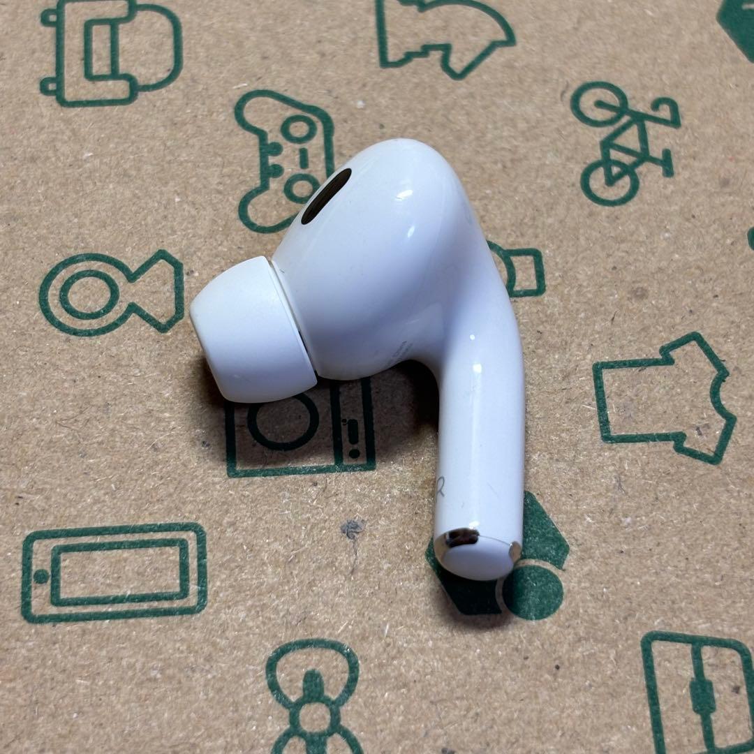 AirPods pro 第二世代　右耳のみ　usb-c版　Apple