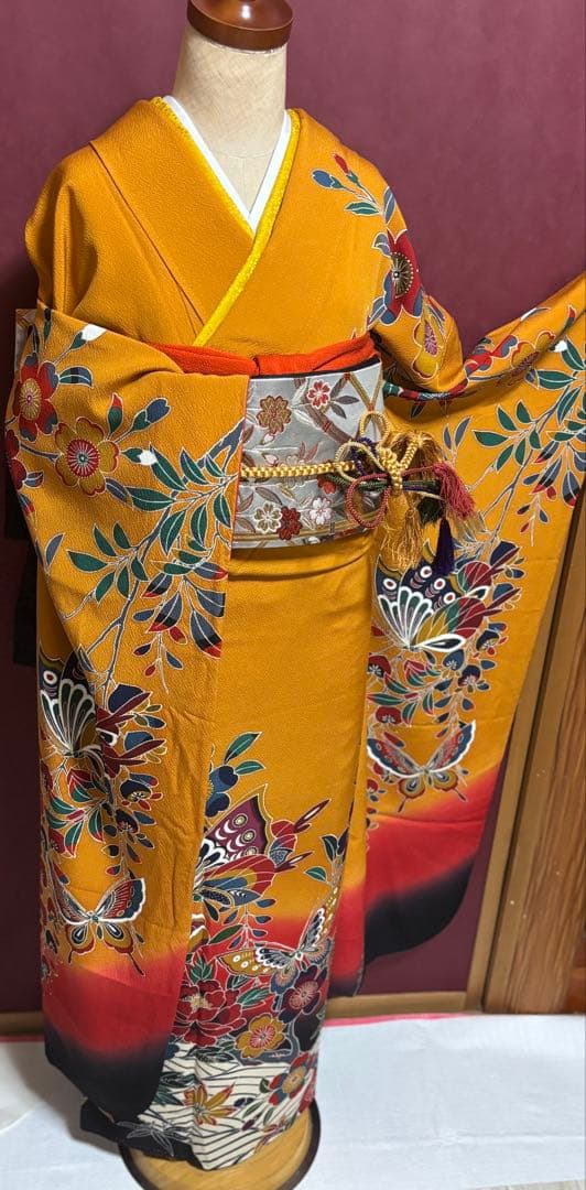 特価品！カラシ色　雅な京紅型振袖6点フルセット+帯揚げ１枚おまけ 蝶と四季の花