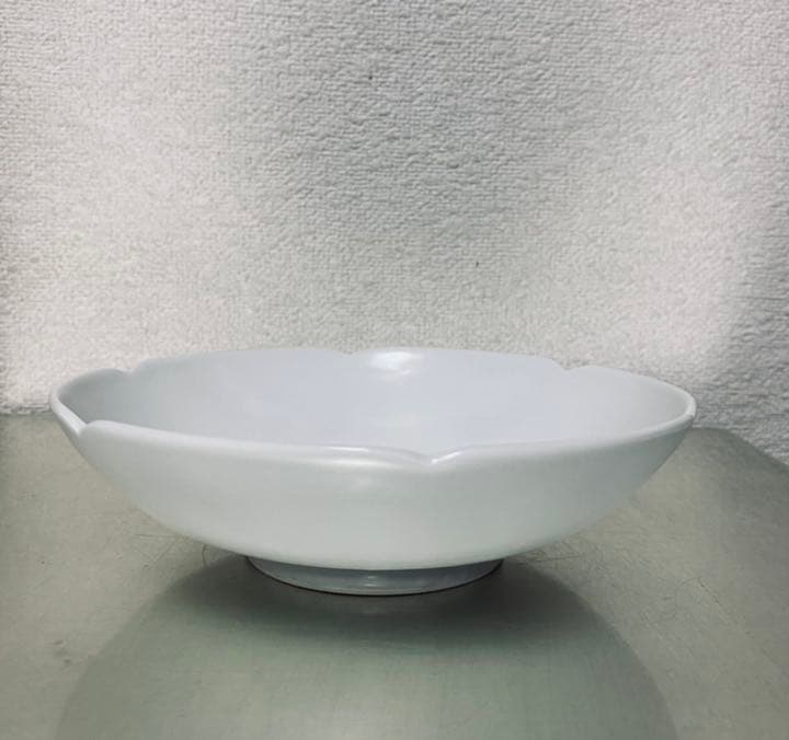 白磁　花の字皿　立原正秋　立原潮　清水久