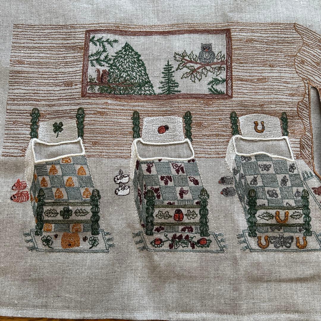 コーラル&タスク Coral&Tusk ３匹のクマのクッションカバー　新作