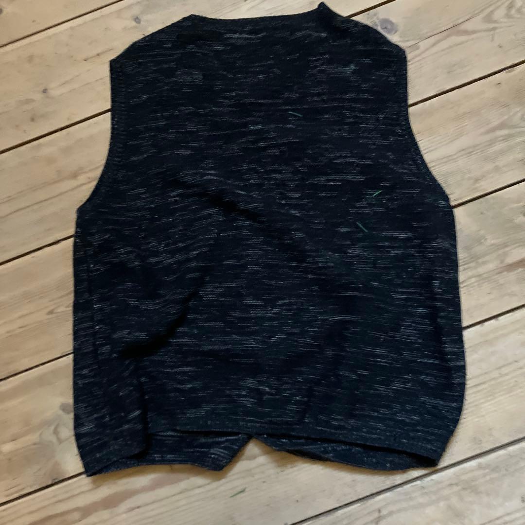 P*r様 Yin&Yang インヤン　勝重村岡 ベスト　毛８５％ナイロン１５%