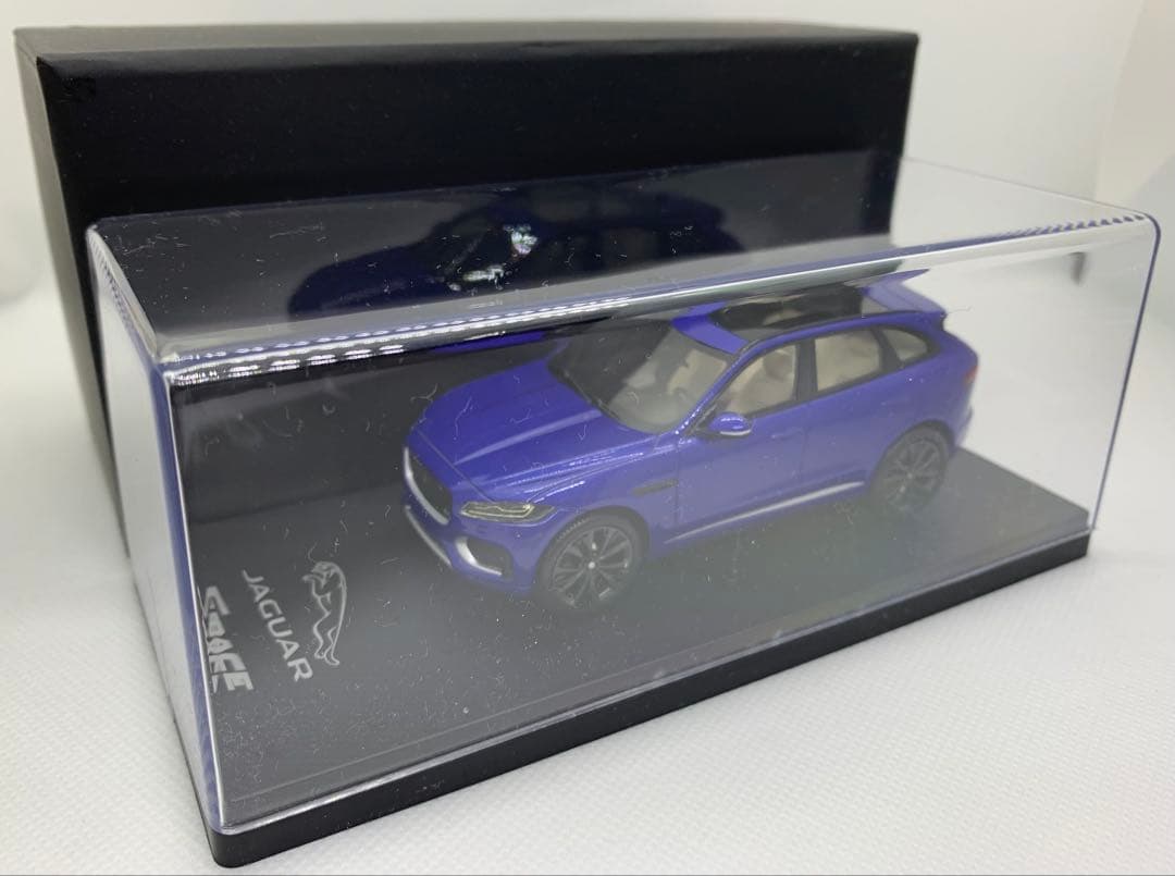 Jaguar 特注Special BOX入り1/43 ジャガー F-PACE