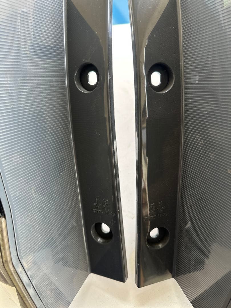 20ヴェルファイア 前期テールランプ