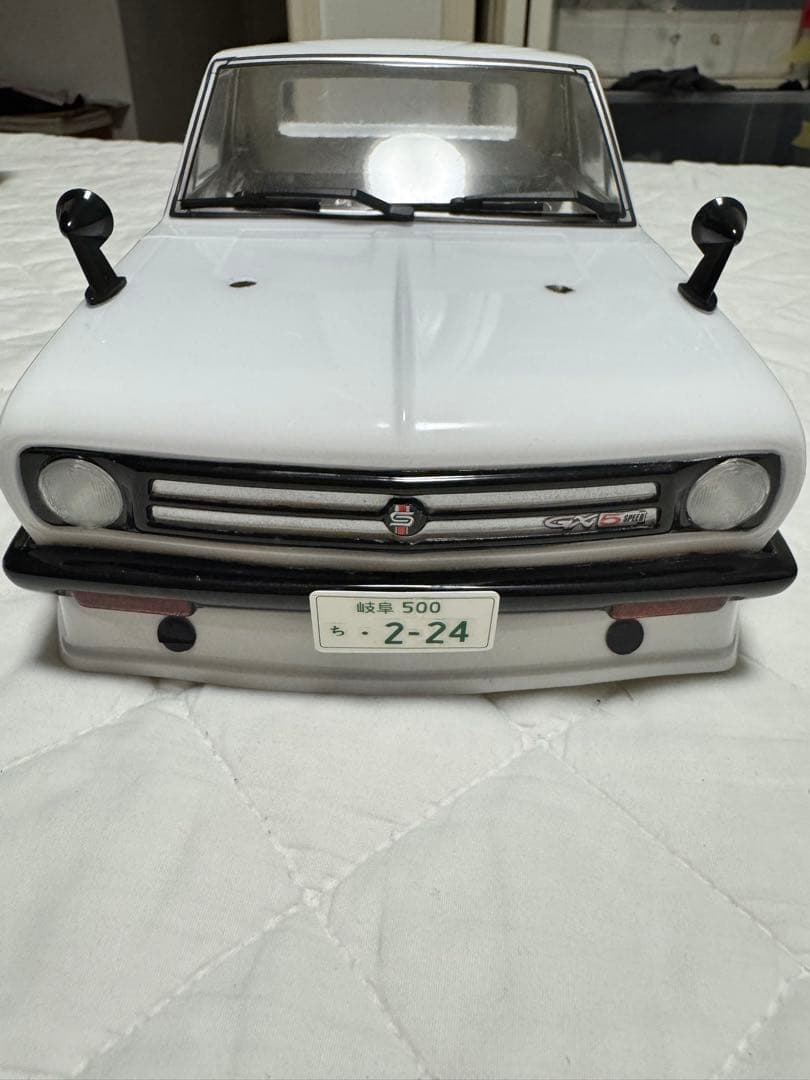 お買い得　タミヤ M08 CONCEPT シャーシキット & ボディ付き