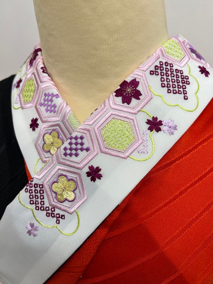 振り袖　フルセット　別誂長襦袢付　金彩加工　金駒刺繍　成人式　蝶々　643