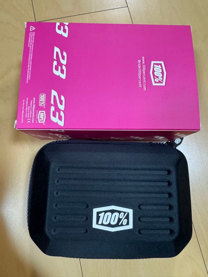 100% サングラス モデル23 ピンク