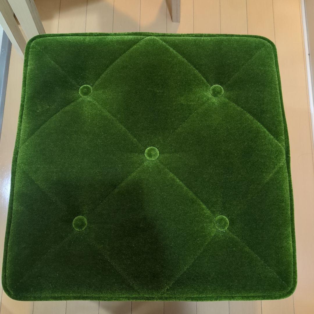 [カリモク60]緑色ベルベットオットマン 取扱説明書付き