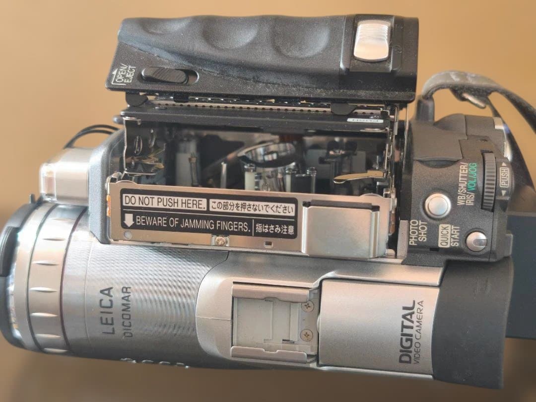 【動作確認済】Panasonic NV-GS70 3CCD ビデオカメラ