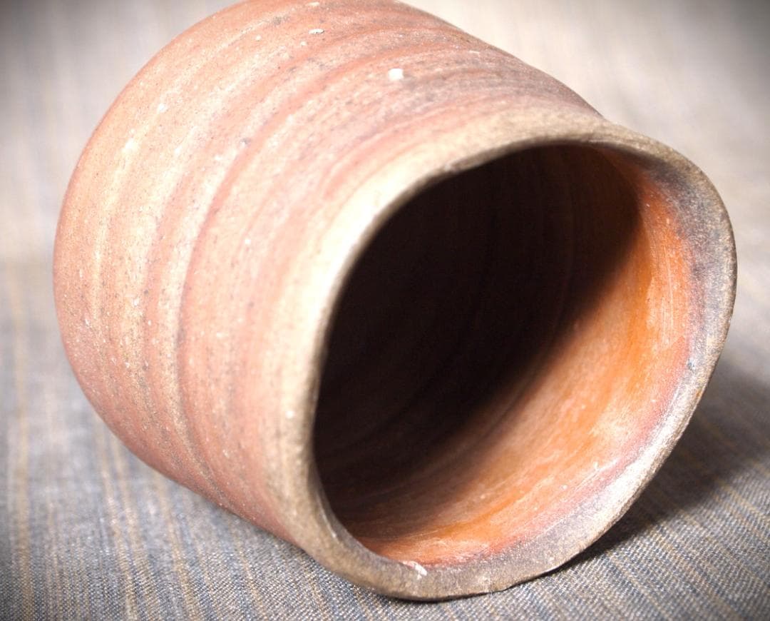 希少作★中村六郎【師：金重陶陽】★備前湯のみ★共箱・布