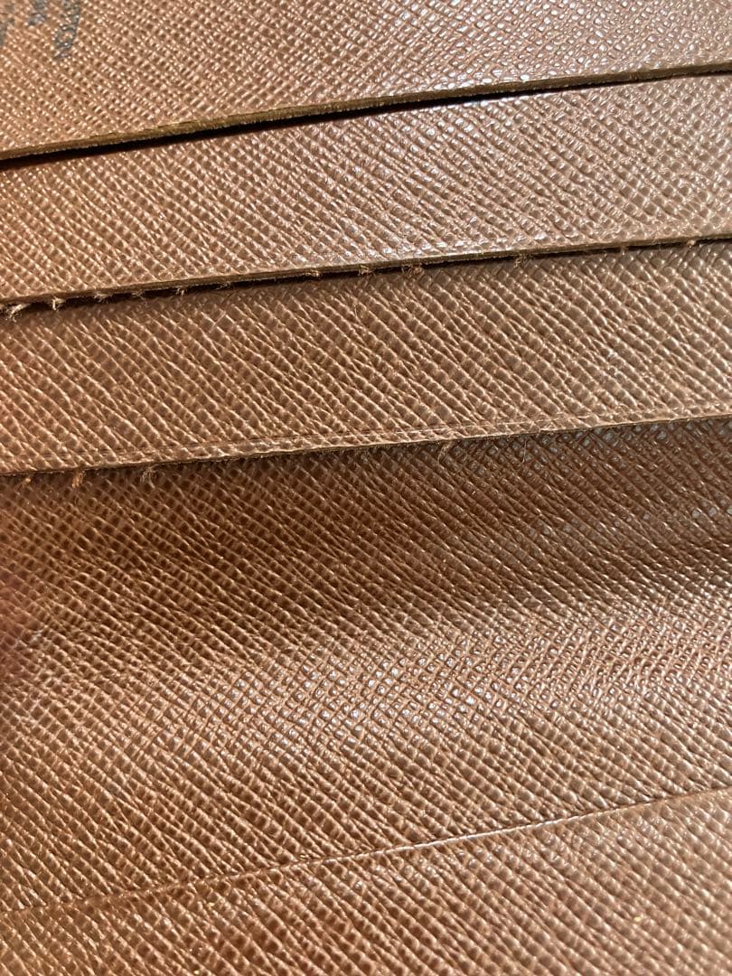 ルイヴィトン モノグラム コンパクトジップ 二つ折財布