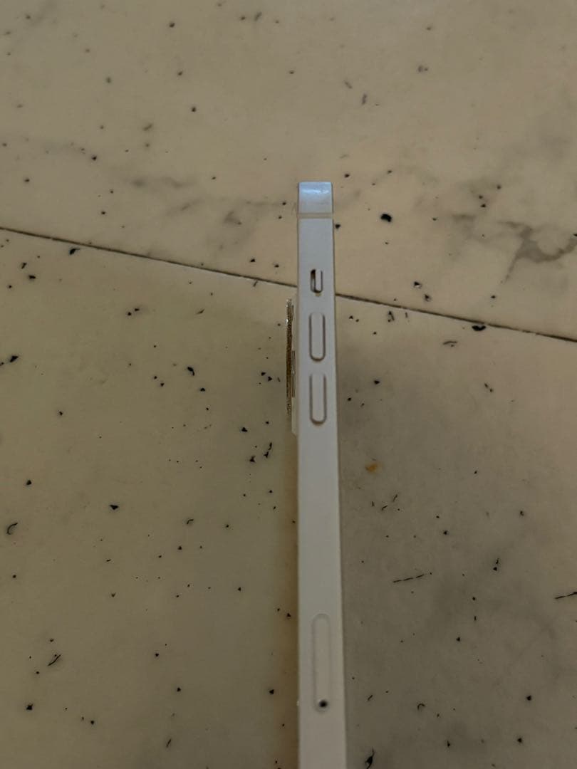 m*u様 Apple iPhone 13 256GB ホワイト