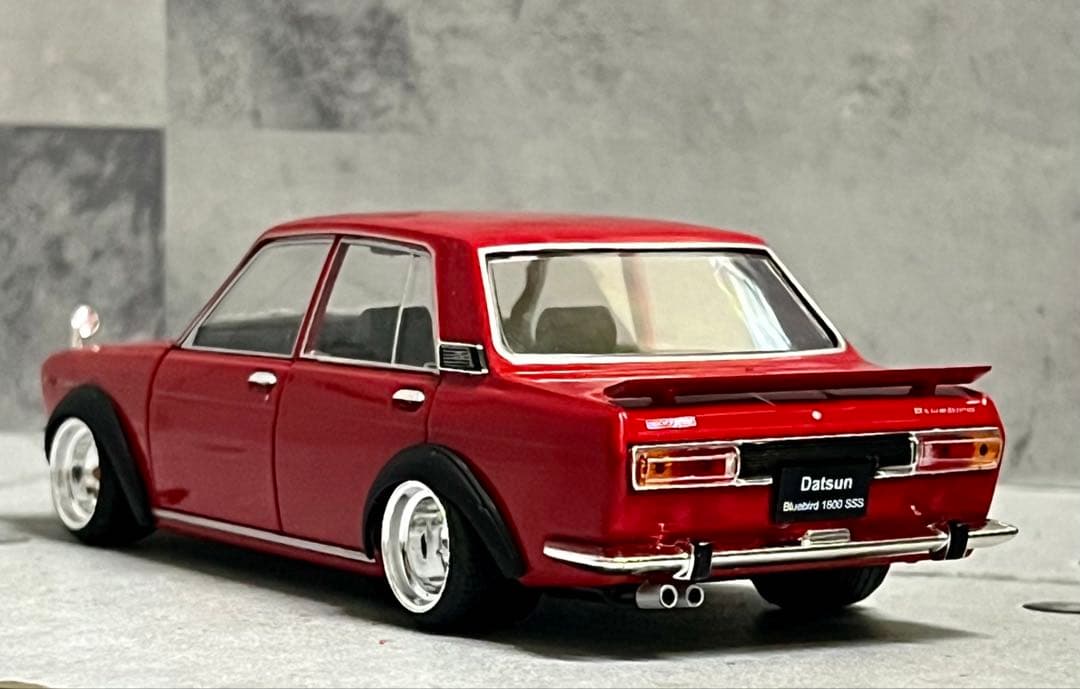 国産名車 1/24 ダットサン ブルーバード 510 カスタム 旧車 ミニカー