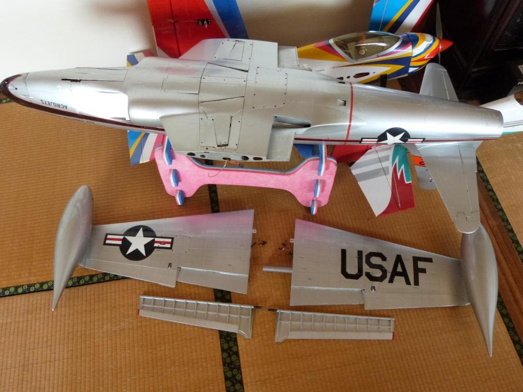 ★USAF Lockheed F-80 シューティングスター　ラジコン飛行機