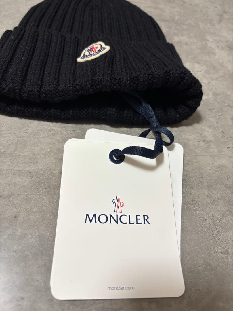 MONCLER ブラック ニット帽 新品タグ付き