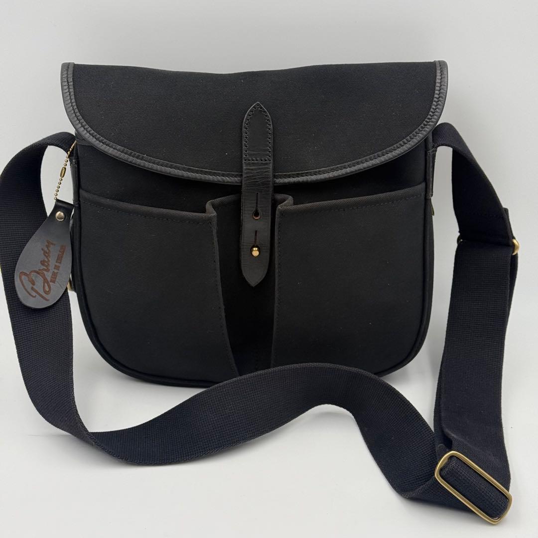 ✨極美品✨Brady ブレディ　STOUR ストアー　ショルダーバッグ