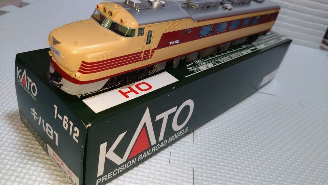HOゲージ KATO キハ80(M付)(M無).81.82 4両セット　中古車両