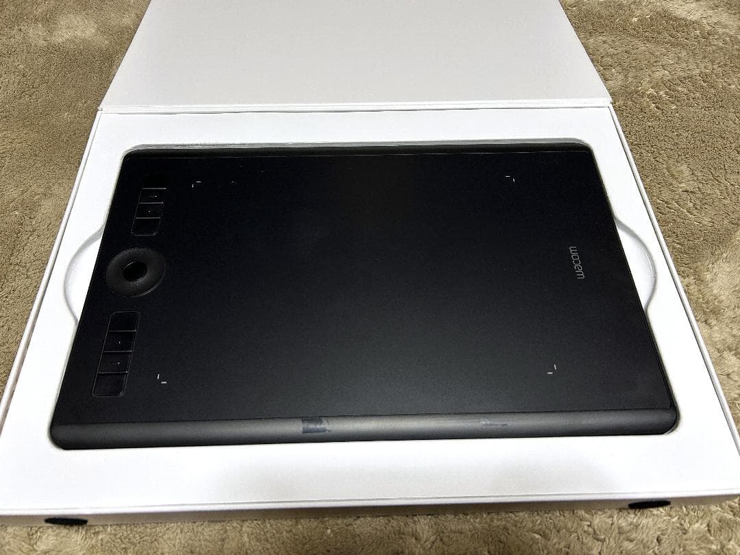【ワコム】intuos pro medium PTH-660
