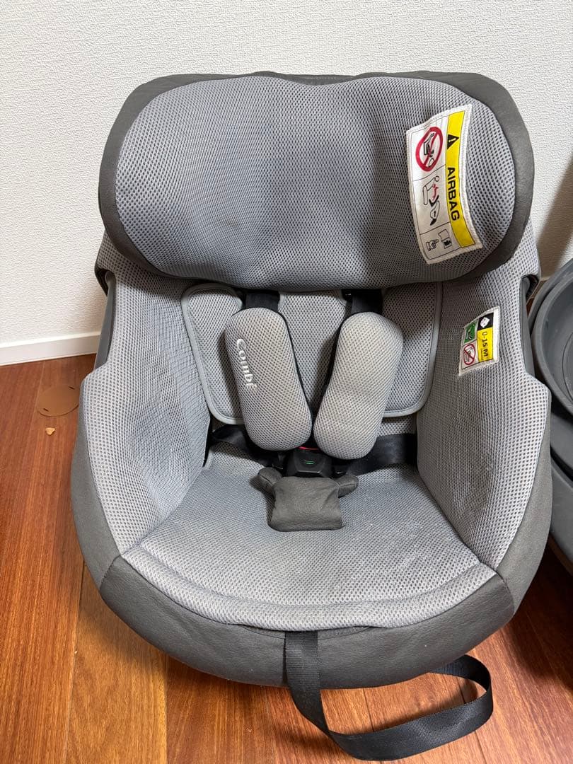 combi THE S コンビ　ザエス　チャイルドシート