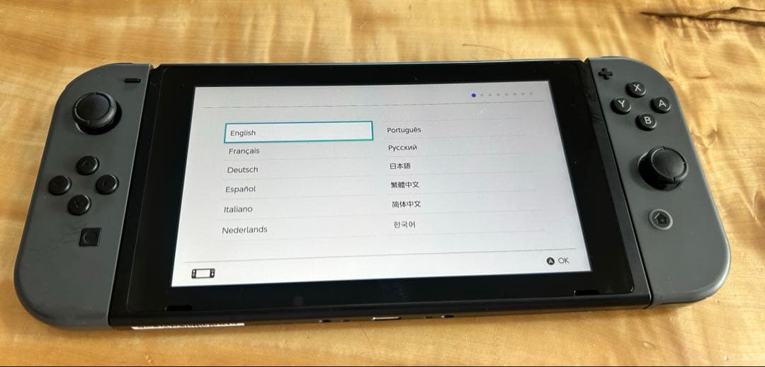 Nintendo Switch 本体 コントローラーセット（箱なし）