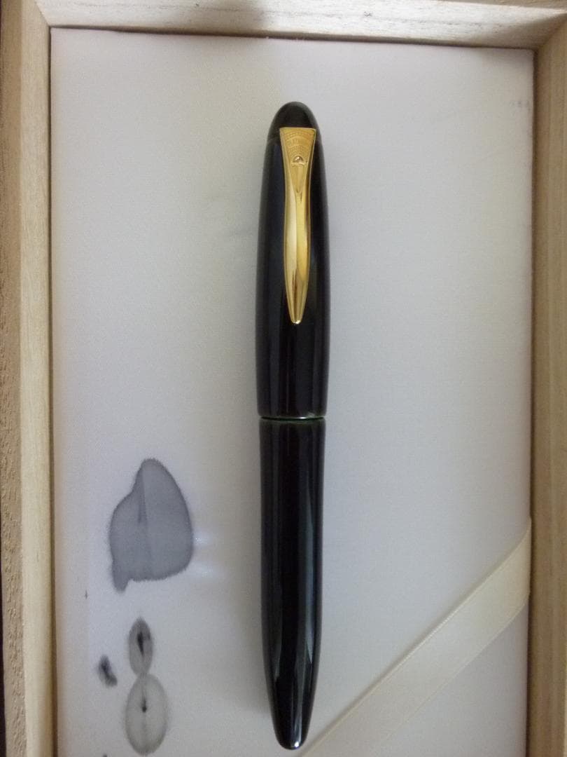 激レア！出雲　出雲溜塗り万年筆 PIZ-55000