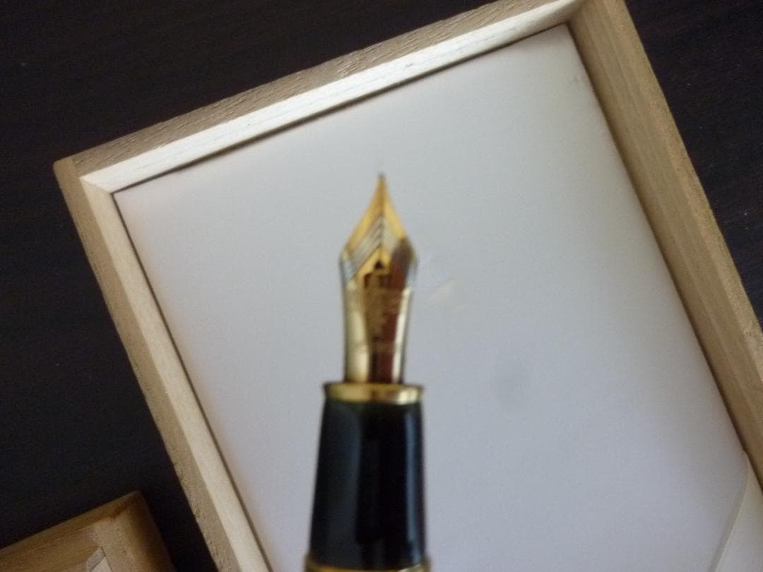 激レア！出雲　出雲溜塗り万年筆 PIZ-55000