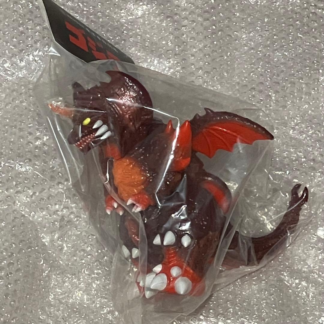 安楽安作 デストロイア メディコムトイ 抽選商品