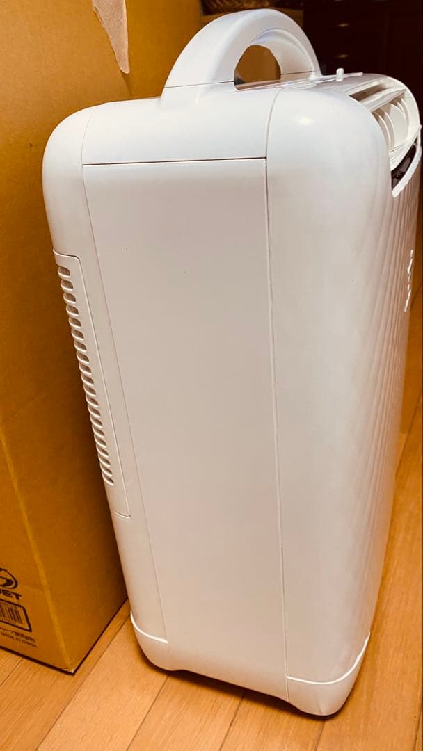 美品　SHARP 衣料乾燥用除湿機 CV-W80CH-W