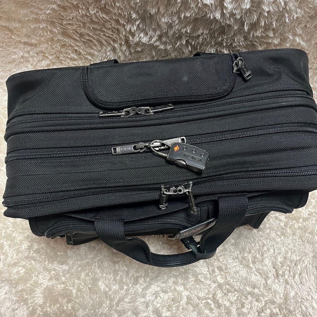 TUMI トゥミ　キャリーケース　キャリーバッグ　ビジネスバッグ　廃盤