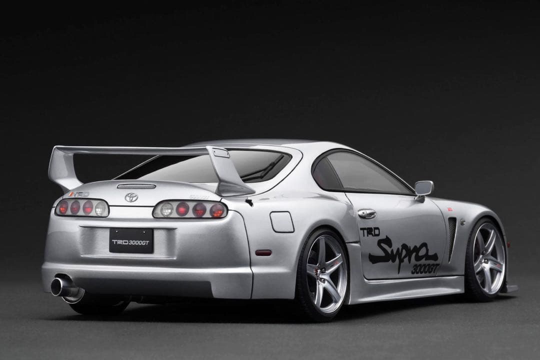 自動車 ignition toyota supra1/18 diecast model