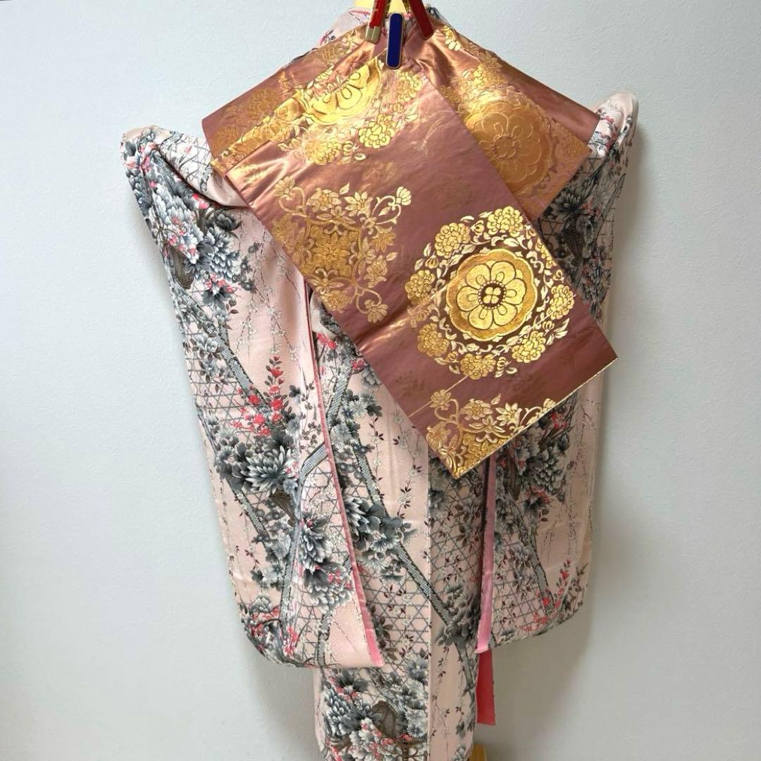 384 振袖フルセット 正絹 ピンク 桃 金彩 刺繍 駒刺繍 フェミニン 総柄