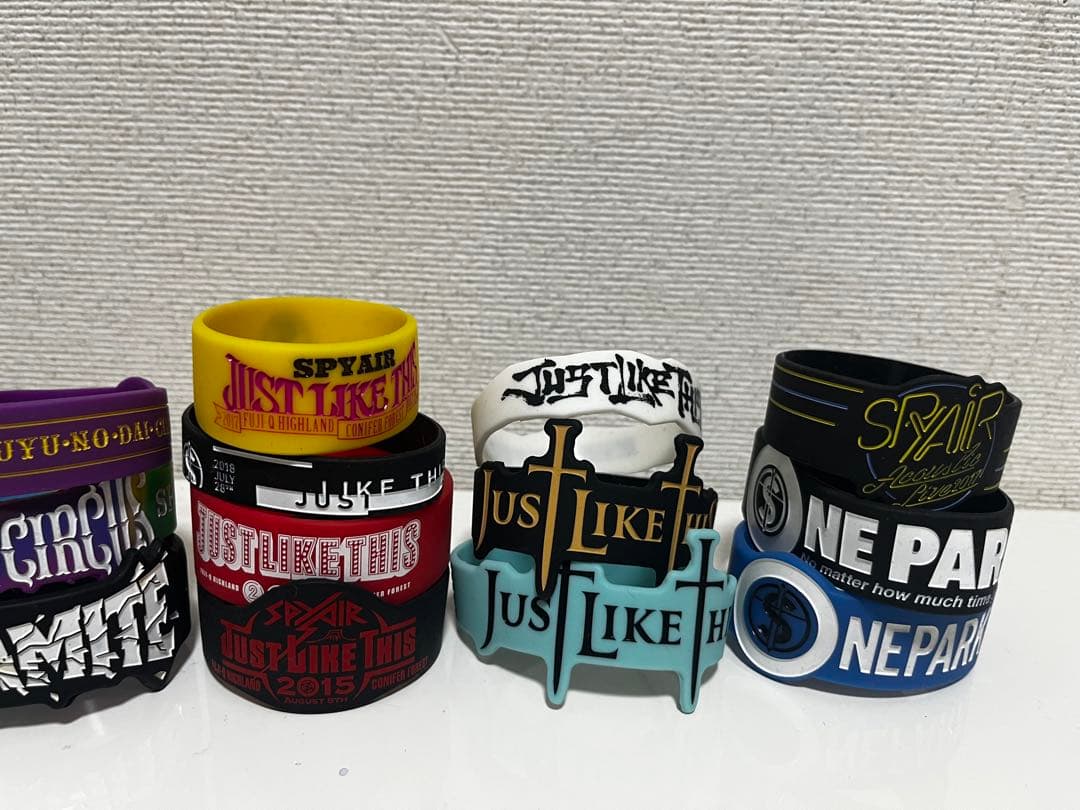 SPYAIR 【レアモノあり】ラバーバンド24個 バッジ セット