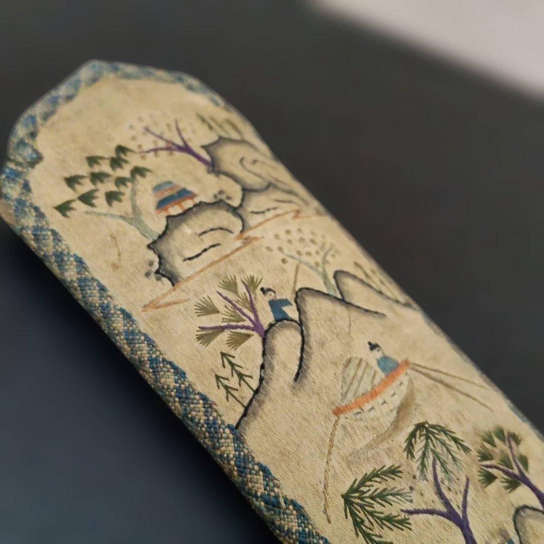 中国　シルク刺繍　扇子入れ　骨董