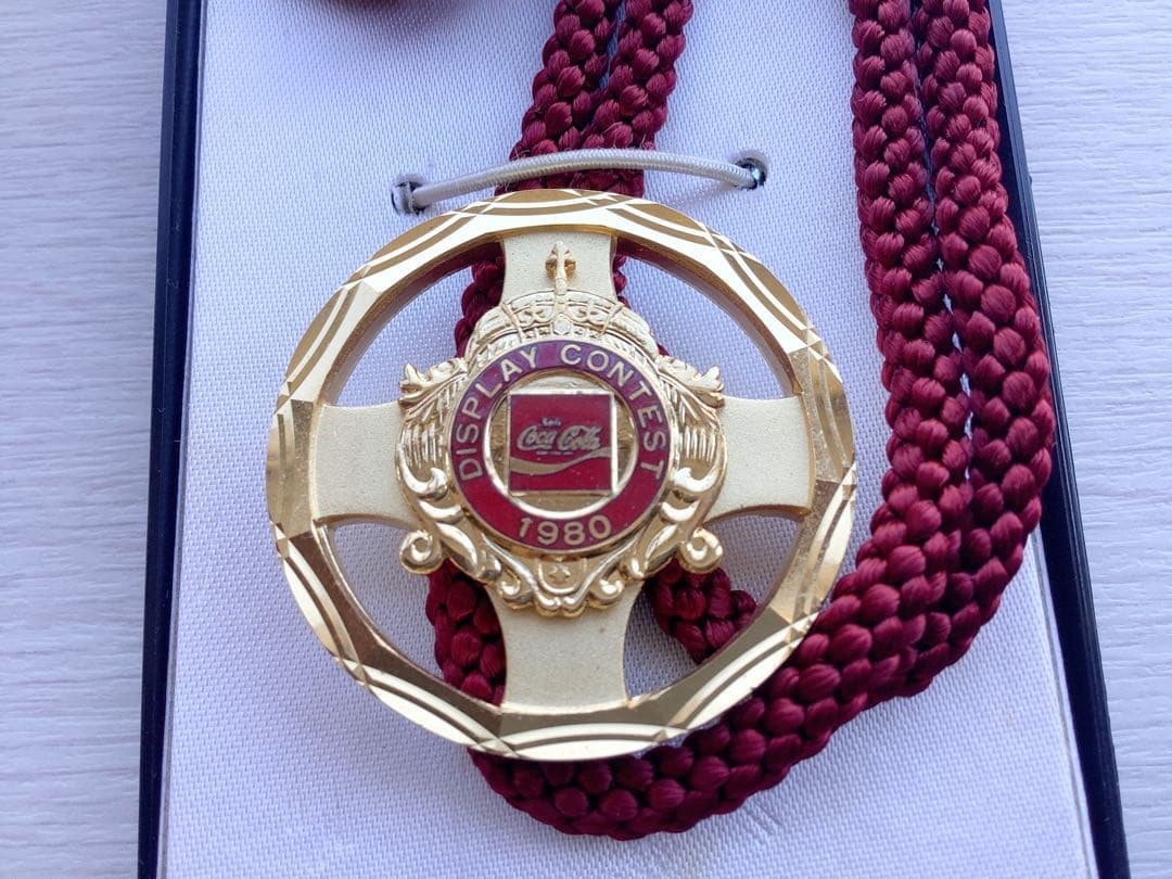 コカコーラ 公式　ループタイ　【1980年代物】【非売品】