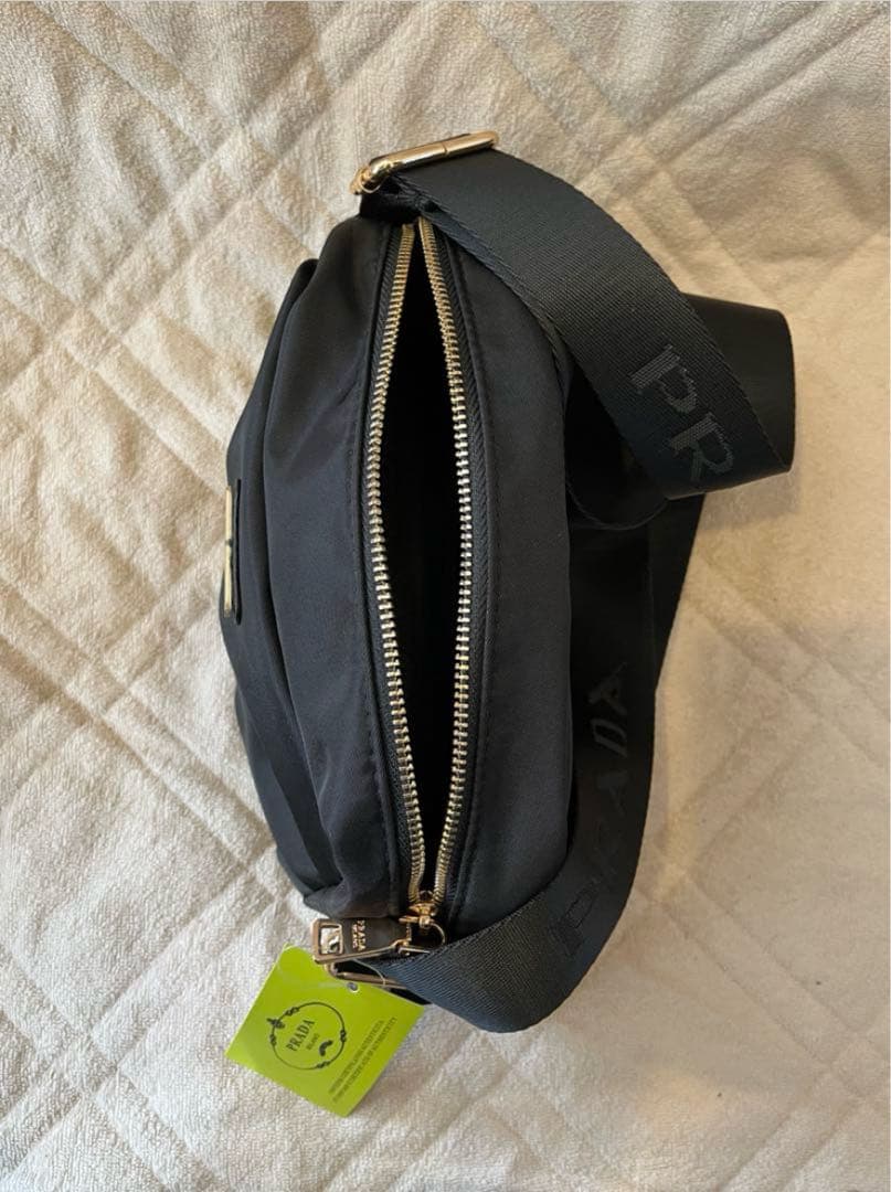 PRADA プラダ ノベルティ ミニショルダー バッグ ブラック 新品