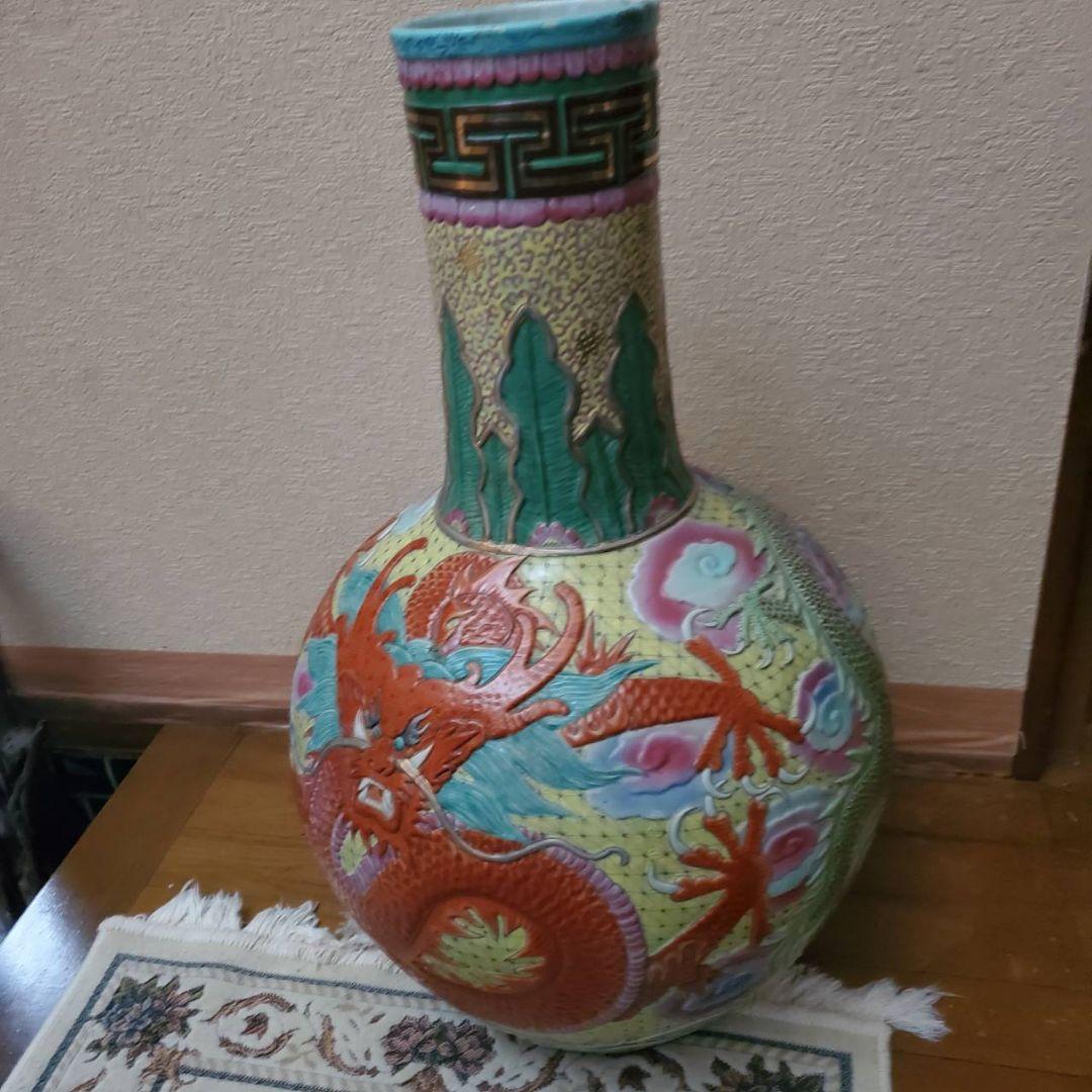 中国古玩　粉彩雲龍紋　大花瓶　天球瓶