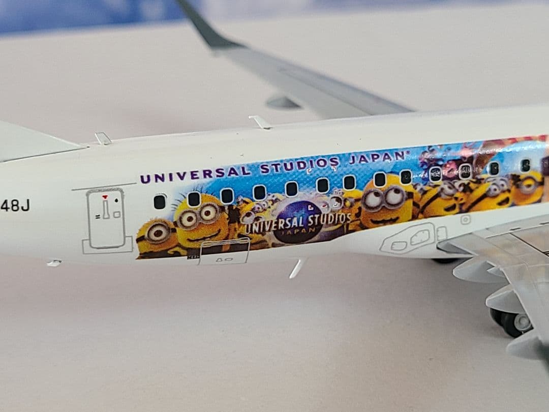 JAL(J-air)　エンブラエル190 ミニオンジェット JA248J