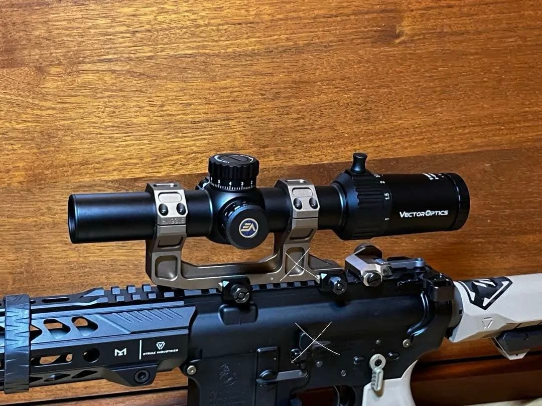 トイガン Taurus 1-6x24 FFP Vector Optics SCFF-27