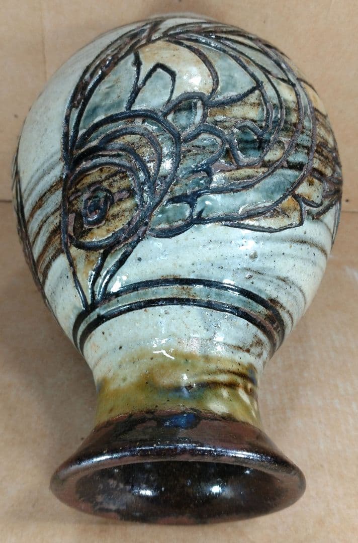 【本物保証】金城次郎 魚紋花瓶(魚2）共箱 栞 人間国宝 壷屋焼 状態良い